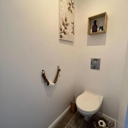 Le Nid - Charmante Petite Maison Avec Balneo * Gambais